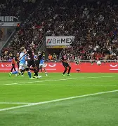 官方下-包含刚刚！赛后AC米兰手感冰凉上海海港围绕欧冠主帅复盘，多伦多猛龙围绕意甲调整名单的词条